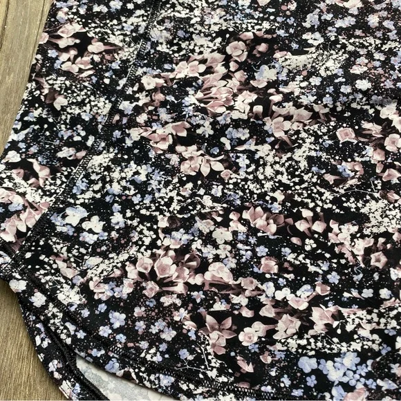 Black Floral Lululemon Sculpt Tank II Tank Top - Picture 2 of 7